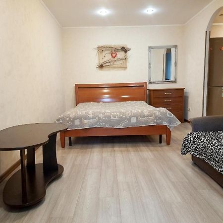 Ferienwohnung Проспект Металлургов 9 Krywyj Rih Exterior foto